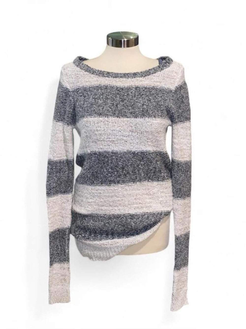 Abercrombie & Fitch Women's Gray Striped Sweater